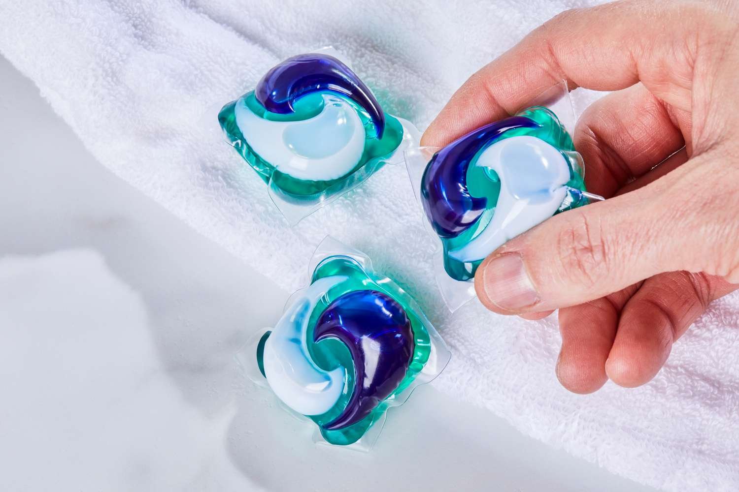 liyangmachinery automatic laundry pod packaging